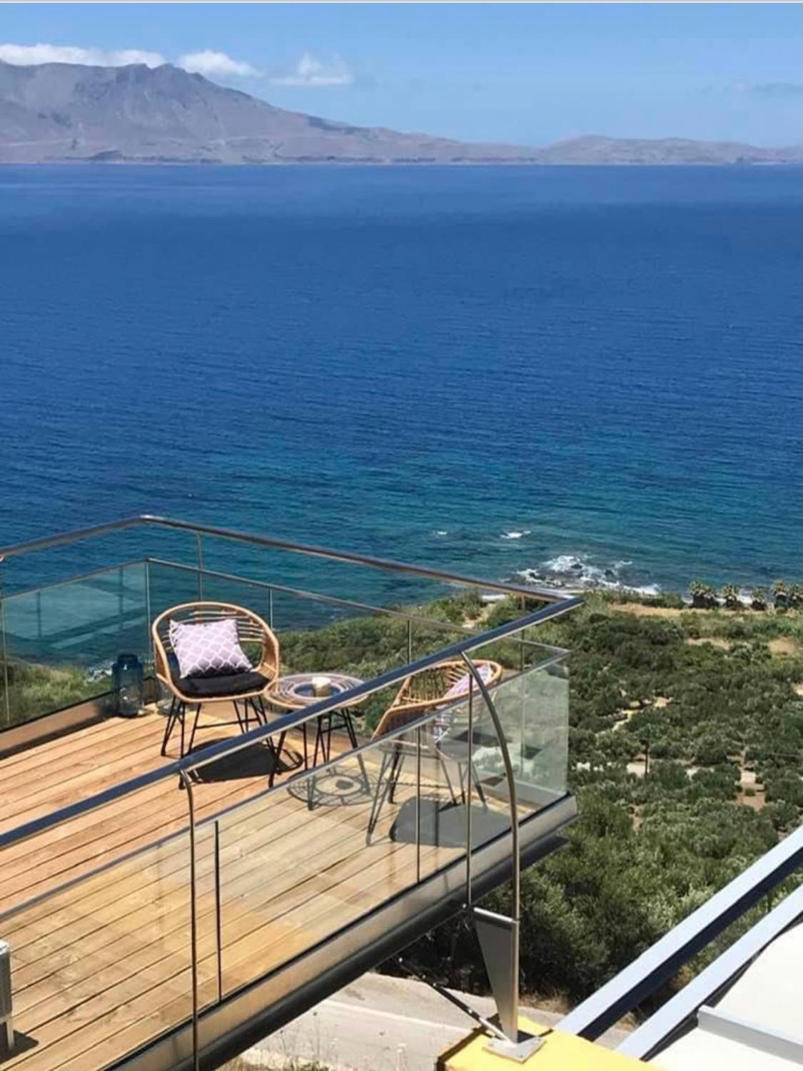 Beachfront Ravdoucha Epavlis Eleni Villa - Pool, Hot Tub, Gym, Sauna, Private Parking, Wifi Chania  Bagian luar foto