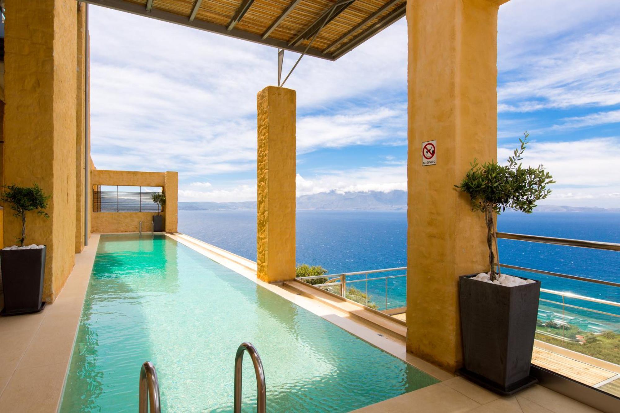 Beachfront Ravdoucha Epavlis Eleni Villa - Pool, Hot Tub, Gym, Sauna, Private Parking, Wifi Chania  Bagian luar foto