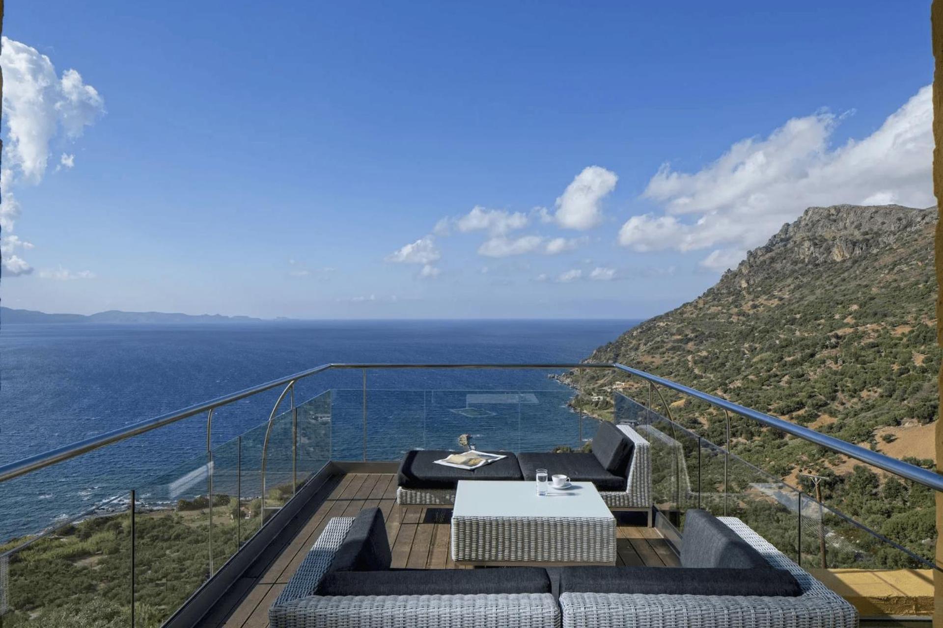 Beachfront Ravdoucha Epavlis Eleni Villa - Pool, Hot Tub, Gym, Sauna, Private Parking, Wifi Chania  Bagian luar foto